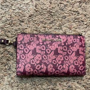 Michael Kors wristlet